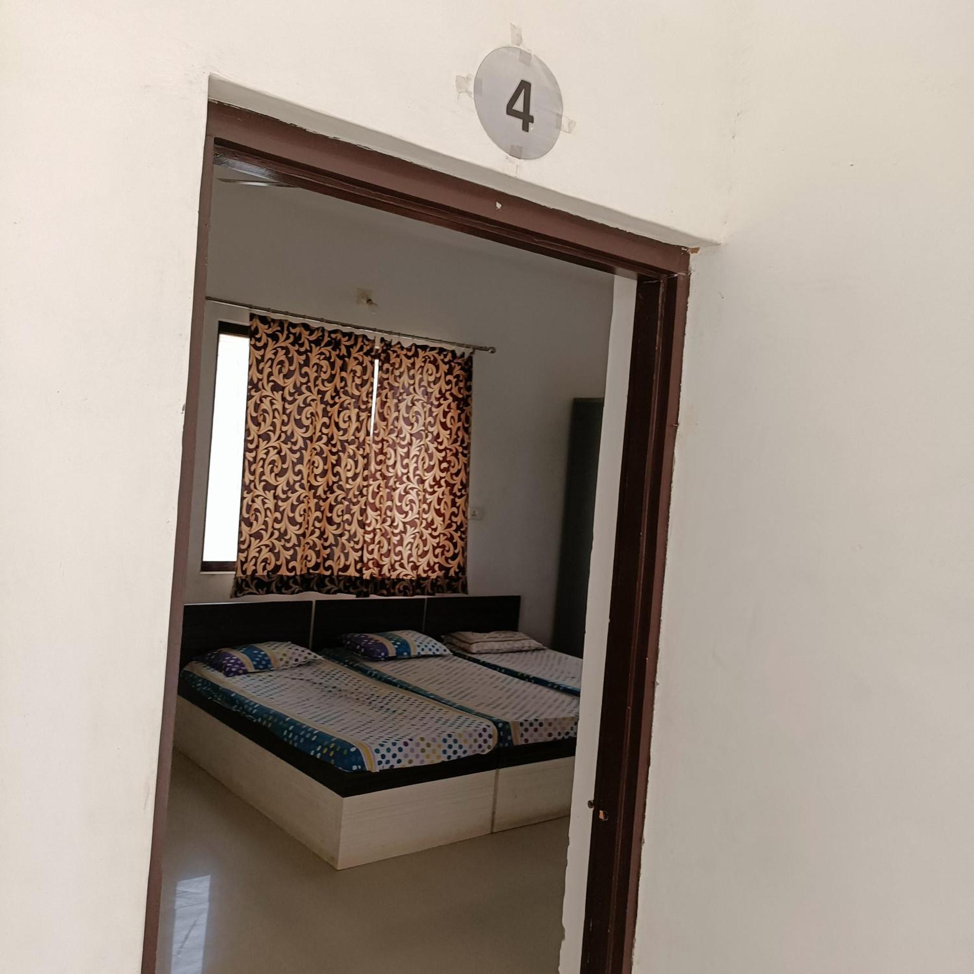The Comfort Zone Hotel Удайпур Екстериор снимка